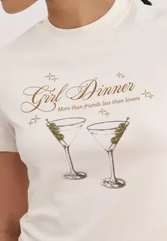 Принт на футболке Even&Odd, песочный