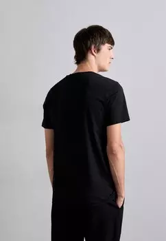 Принт на футболке MOSCHINO, черный