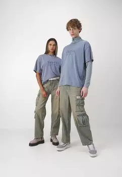 Принт на футболке Oversized Logo Acid Tee Unisex BDG Urban Outfitters, синий