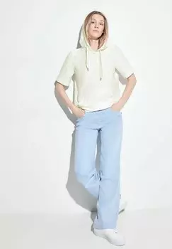 Принт на футболке Seersucker Cecil, кремовый