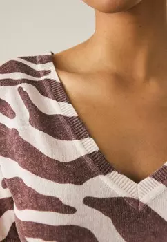 Принт на футболке V-NECK GEM Next, коричневый