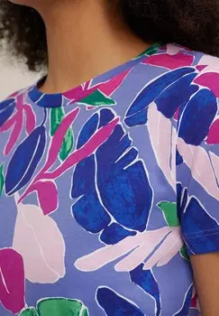 Принт на футболке WE Fashion, лилово-пестрый