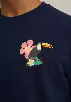 Принт на футболке WE Fashion, темно-синий