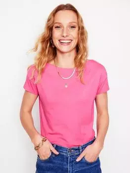 Приталенная супер мягкая футболка с вырезом лодочкой Boden, цвет Tickled Pink