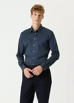 Приталенная темно-синяя рубашка с современным воротником Beymen