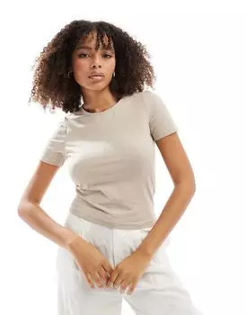 Приталенная укороченная футболка ASOS DESIGN