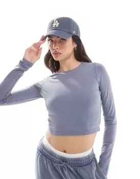 Приталенная укороченная футболка с длинными рукавами ASOS синего цвета индиго