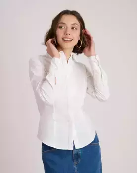 Приталенная женская рубашка с длинными рукавами Naf Naf, белый