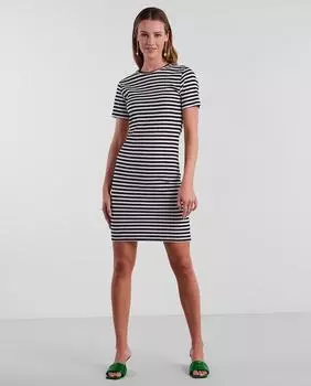 Приталенное платье с коротким рукавом и круглым вырезом Pieces, черный