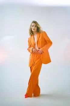 Приталенные брюки прямого кроя из саржи Nasty Gal, оранжевый