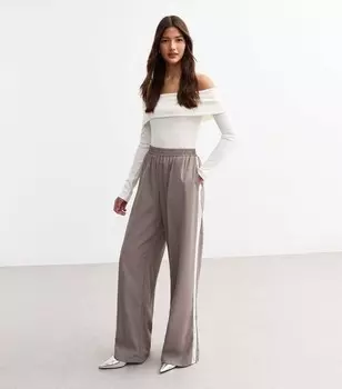 Приталенные джоггеры с широкими штанинами в коричневую полоску New Look, светло-коричневый