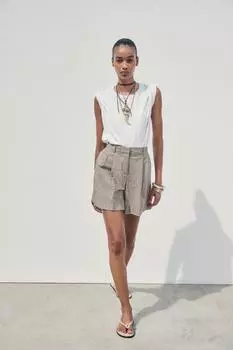 Приталенные шорты-бермуды с высокой талией ZARA, цвет Sand/Black