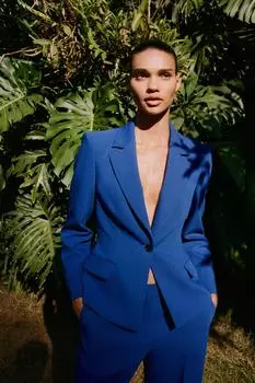 Приталенный блейзер с подплечниками ZARA, цвет Bluish