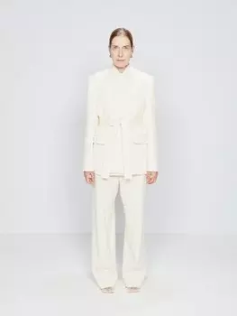 Приталенный пиджак из полушерстяной ткани с закругленными краями Raey, белый