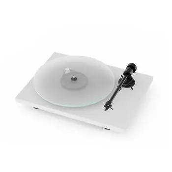 Проигрыватель Pro-Ject Audio Systems с ременным приводом и встроенным фонокорректором, satin white