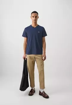 Простая футболка Lacoste, темно-синий