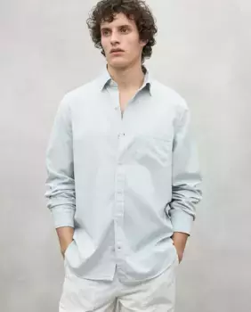 Простая мужская рубашка с длинными рукавами и неброским логотипом на рукаве Ecoalf, голубой