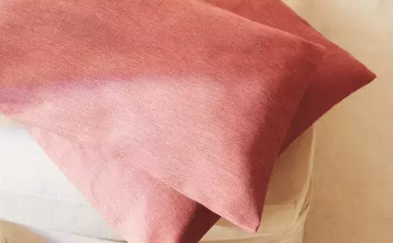 Простой чехол на подушку Zara Home, розовый