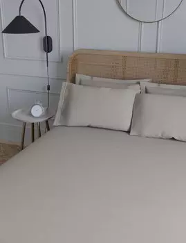 Простыня глубокого кроя из египетского хлопка плотностью 230 нитей Marks & Spencer