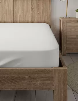 Простыня из сатина из смеси хлопка и бамбука на подгонке Marks & Spencer