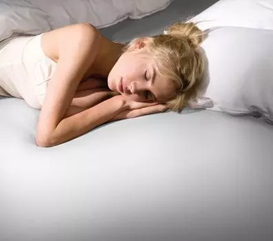 Простыня на подкладке Bella Donna благородная махровая ткань 060 Formesse, белый