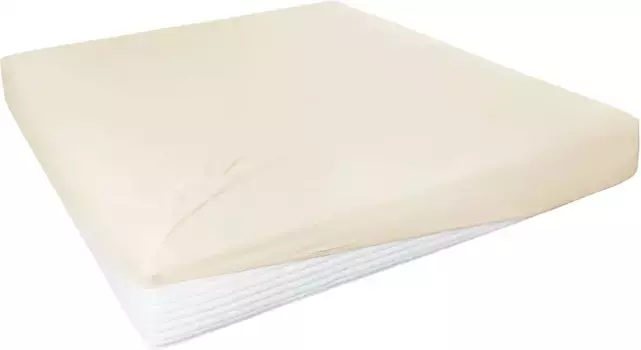 Простыня Primera "тонкий джерси с эластаном", изготовлена из 95 % чесаного хлопка и 5 % эластана 140-160х200-220 см, 1 шт., цвет ecru