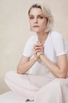 Прозрачная футболка в рубчик с круглым вырезом Banana Republic, белый