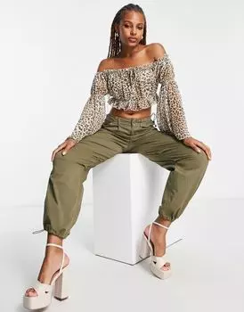 Прозрачный топ с открытыми плечами и расклешенными рукавами ASOS DESIGN с леопардовым принтом