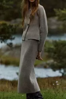 Прямая трикотажная юбка ZARA, норковый