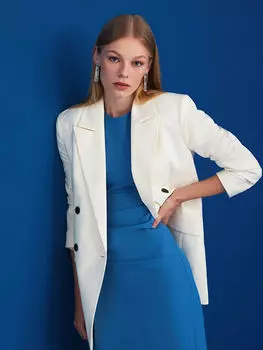 Прямая застежка на пуговицы спереди с длинным рукавом из габардина Женская куртка-пиджак LCW Vision