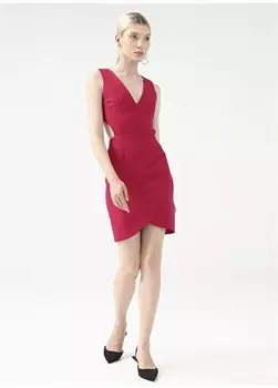 Прямое женское мини-платье фуксии с V-образным вырезом YMN-23 Fabrika, фуксия