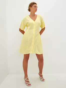 Прямое женское платье из вискозы с V-образным вырезом и короткими рукавами LCW Vision