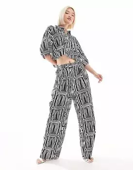 Прямые брюки ASOS DESIGN с однотонным принтом
