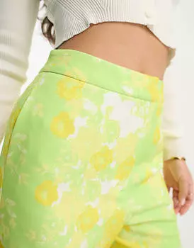 Прямые брюки с мини-флуоресцентным принтом ASOS DESIGN Hourglass