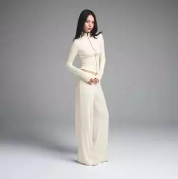 Прямые брюки SKIMS, экрю