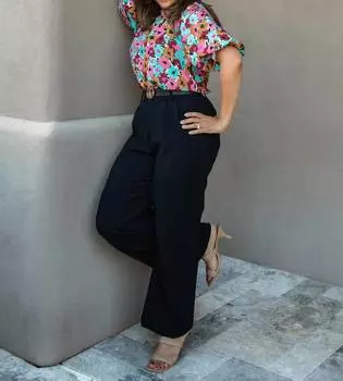 Прямые брюки со складками черного цвета Black Tape