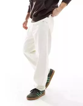 Прямые джинсы цвета 90-х Bershka цвета экрю