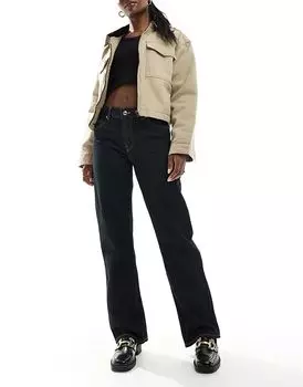 Прямые джинсы цвета темный индиго Bershka