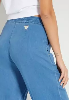 Прямые джинсы Guess, синий