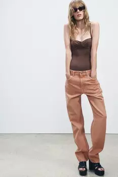 Прямые джинсы со средней посадкой ZARA, терракота