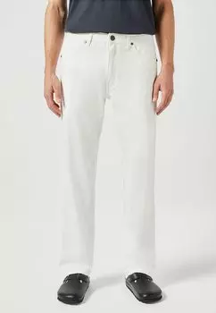 Прямые джинсы Wrangler, белый
