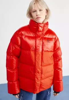 Пуховик adidas Originals, красный