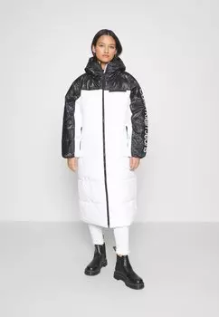 Пуховик Calvin Klein Jeans, черный