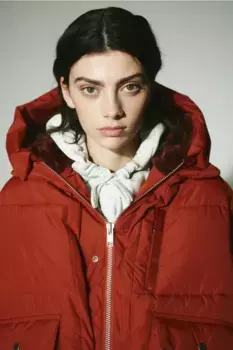 Пуховик линдон H&M, красный
