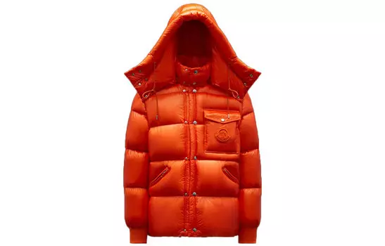 Пуховик мужской оранжевый Moncler