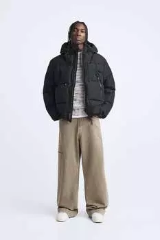 Пуховик с капюшоном ZARA, черный