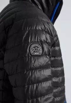 Пуховик SATEL1TE FUNNEL JACK1T, черный