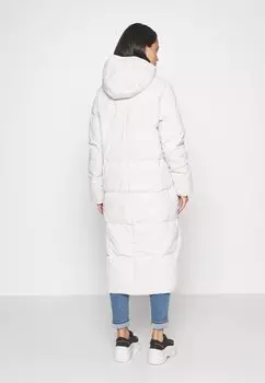 Пуховик Selected Femme, песочный