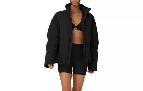 Пуховик женский Alo Yoga, цвет Bone