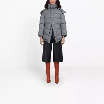 Пуховик женский Balenciaga